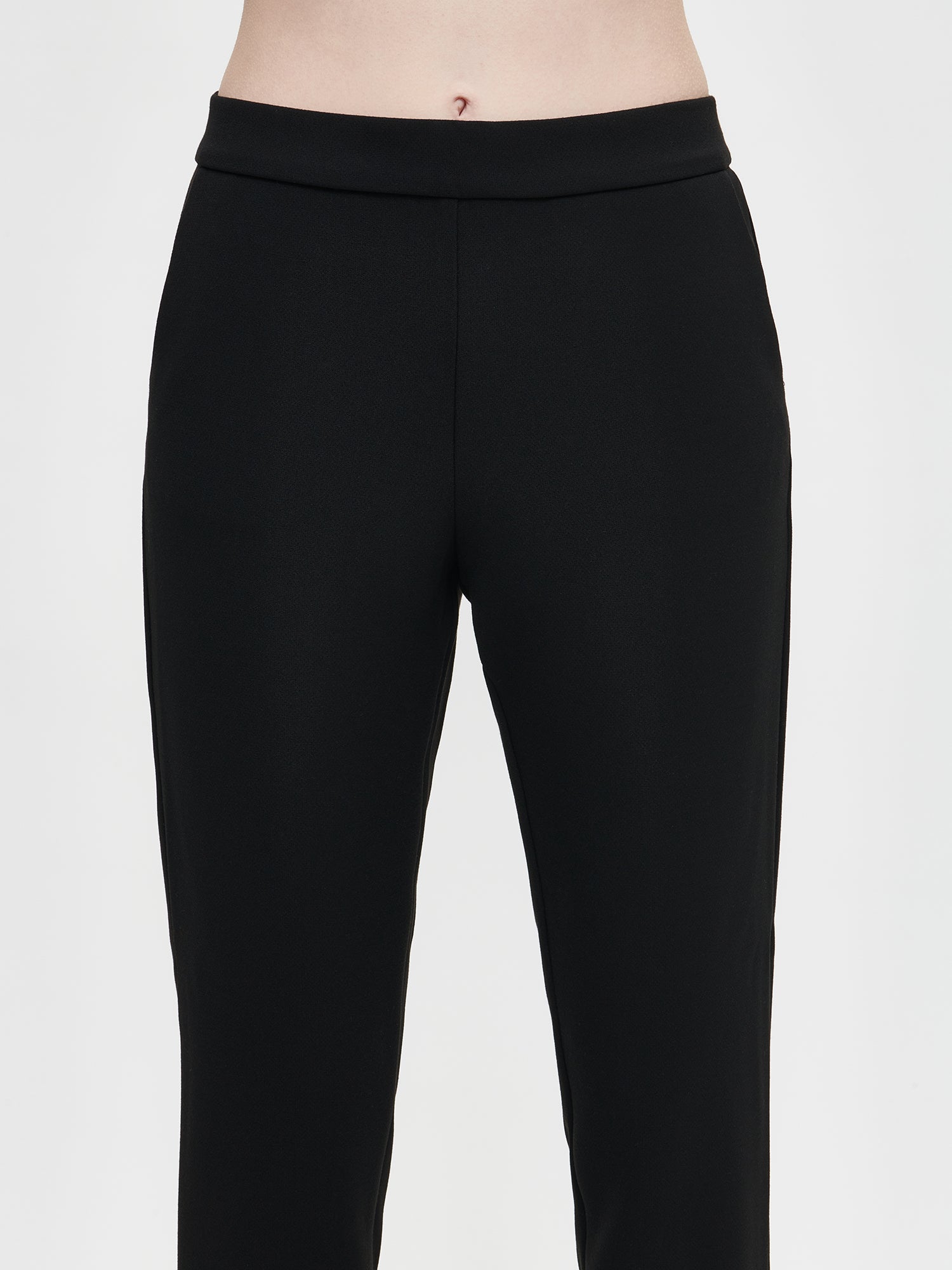 Nanso Women's black Tarina trousers, close-up.