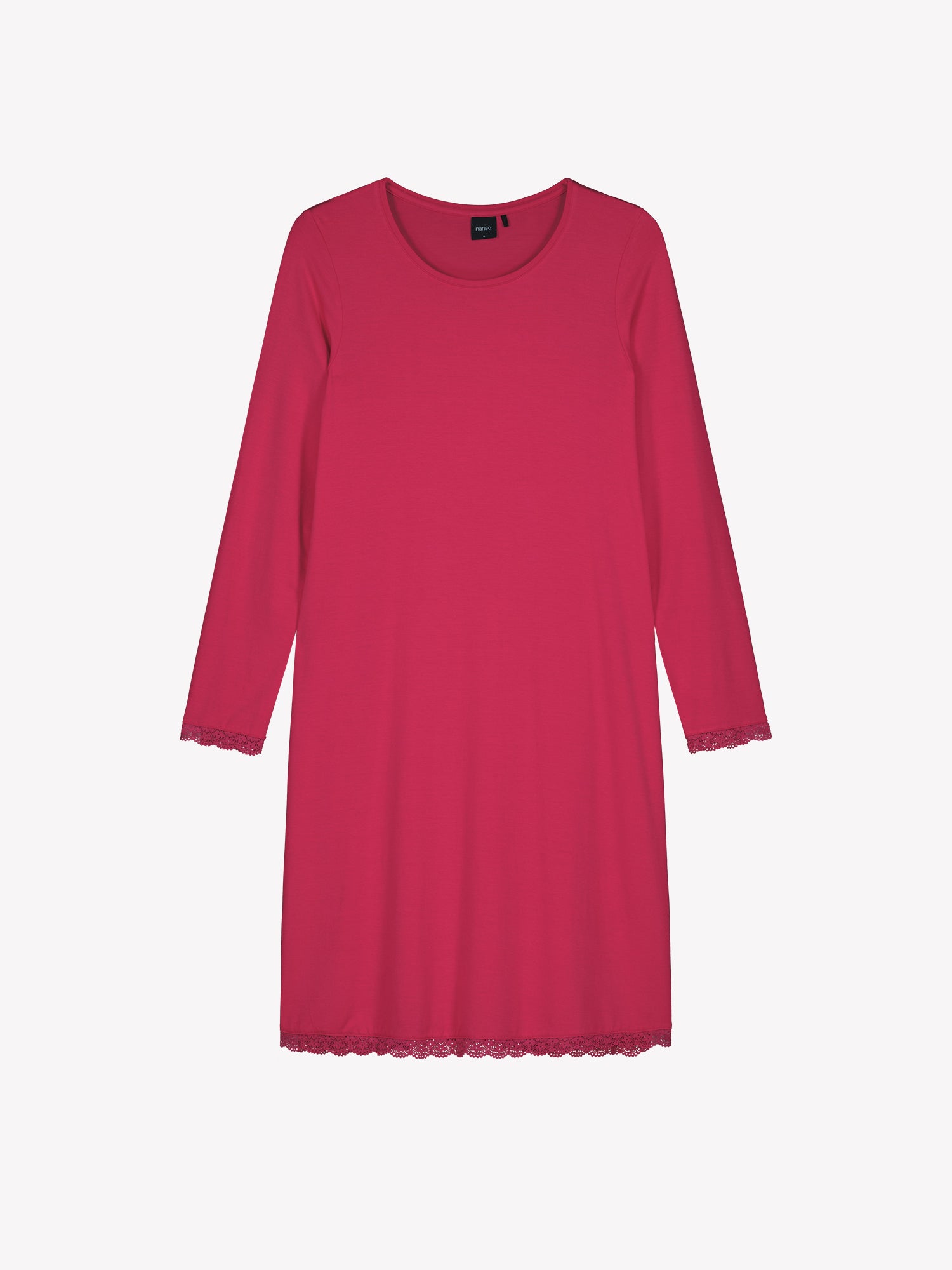 The pink short Pitsi nightgown with long sleeves in a product picture.