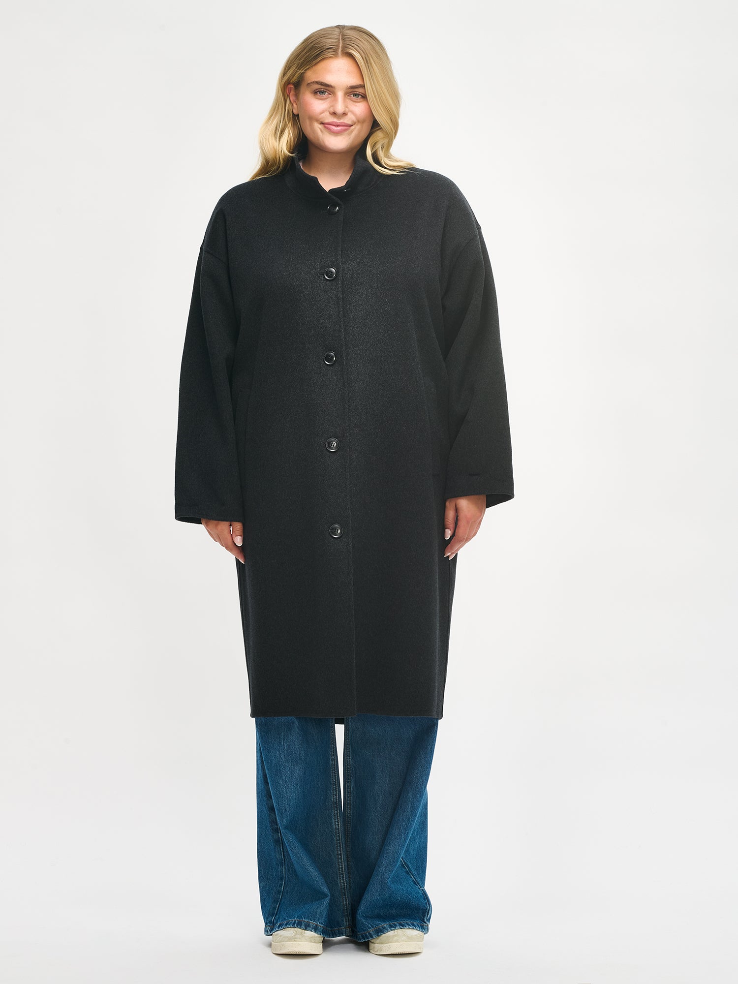 Nanso women's long dark grey Elle wool coat, closed