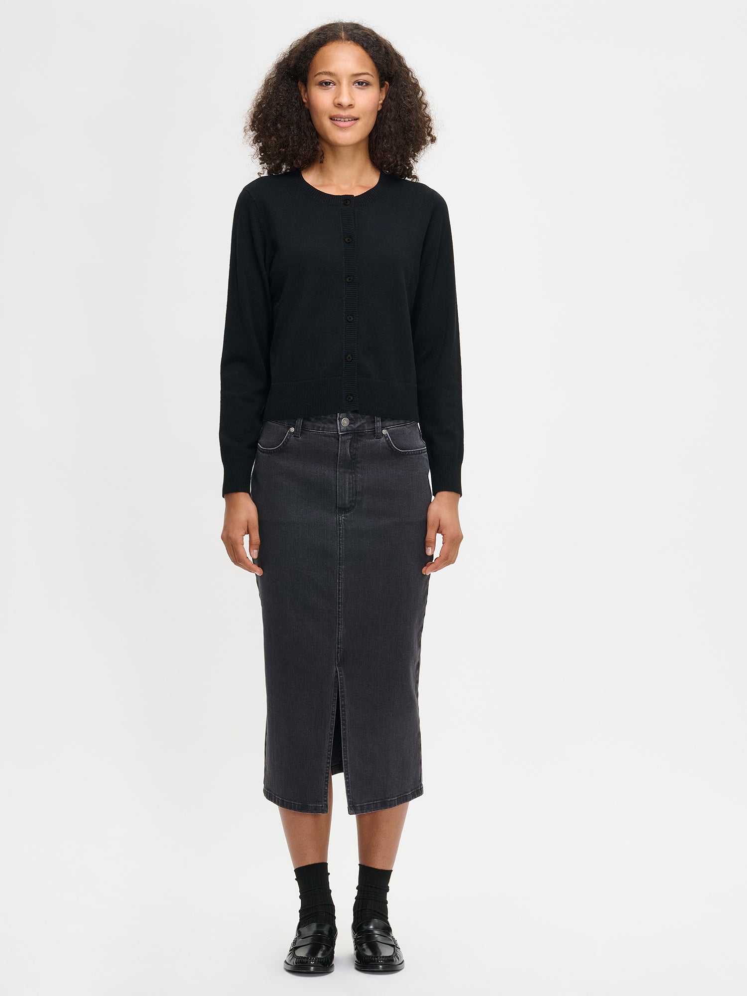 Nanso women's black Villis long-sleeved knit cardigan, front