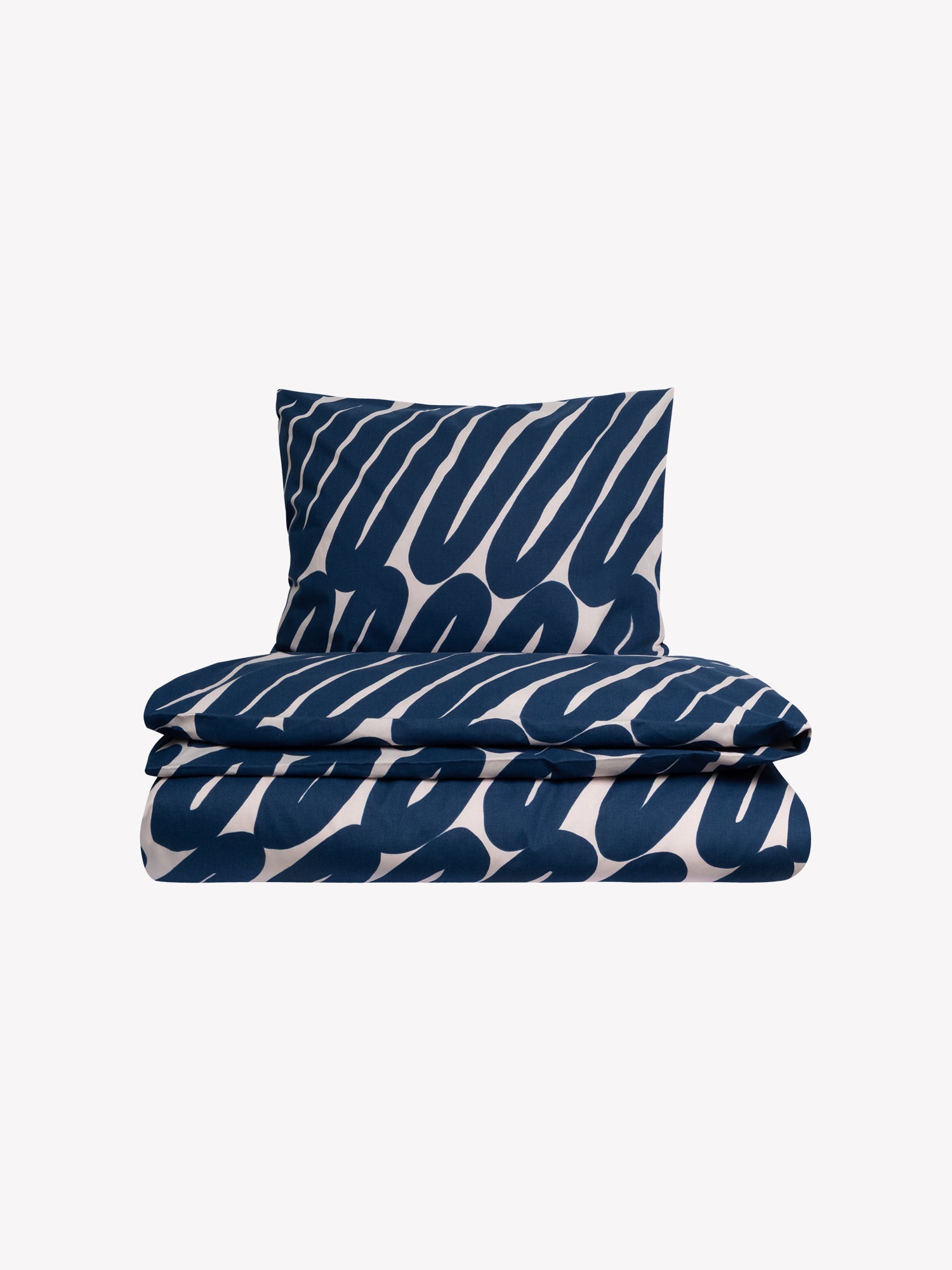 Nanso home's LASKOS duvet cover in beige and dark blue with a graphic design closed in a product picture.