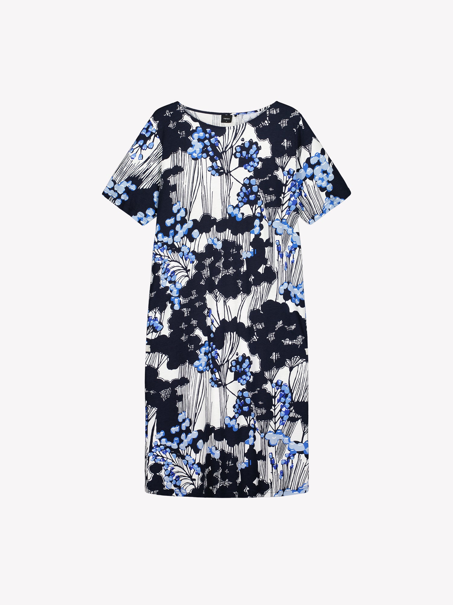 Nanso KIRJOKERTTU Long Nightgown, featuring an elegant blue nature-inspired print in a product picture.