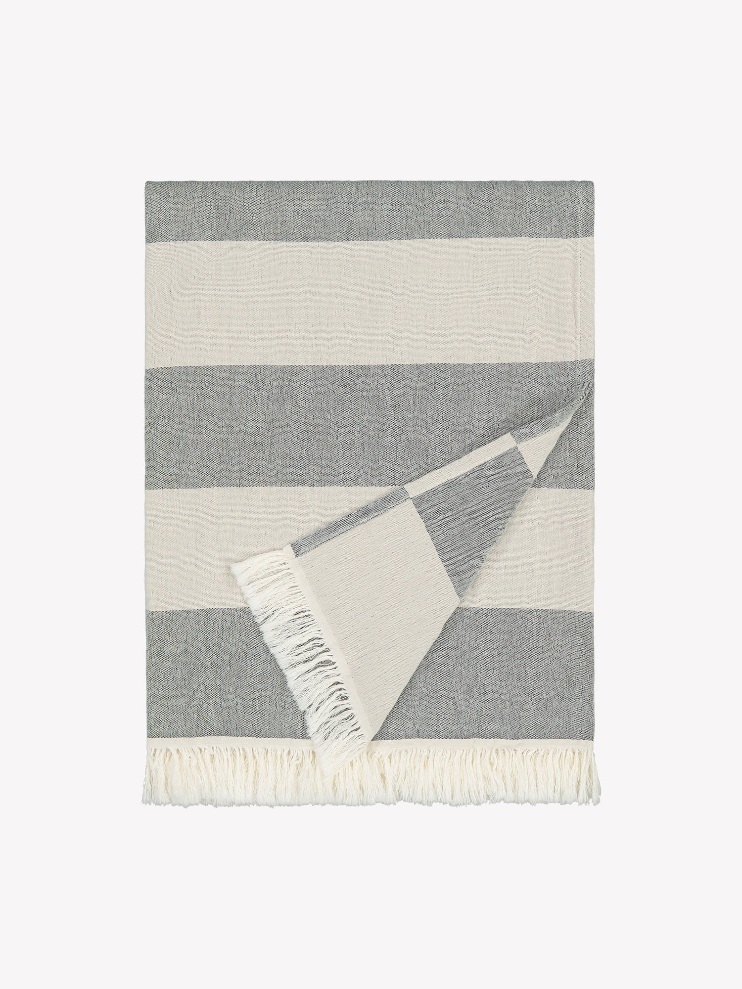 lightweight Amalfi bath towel in classic black and white in a product picture