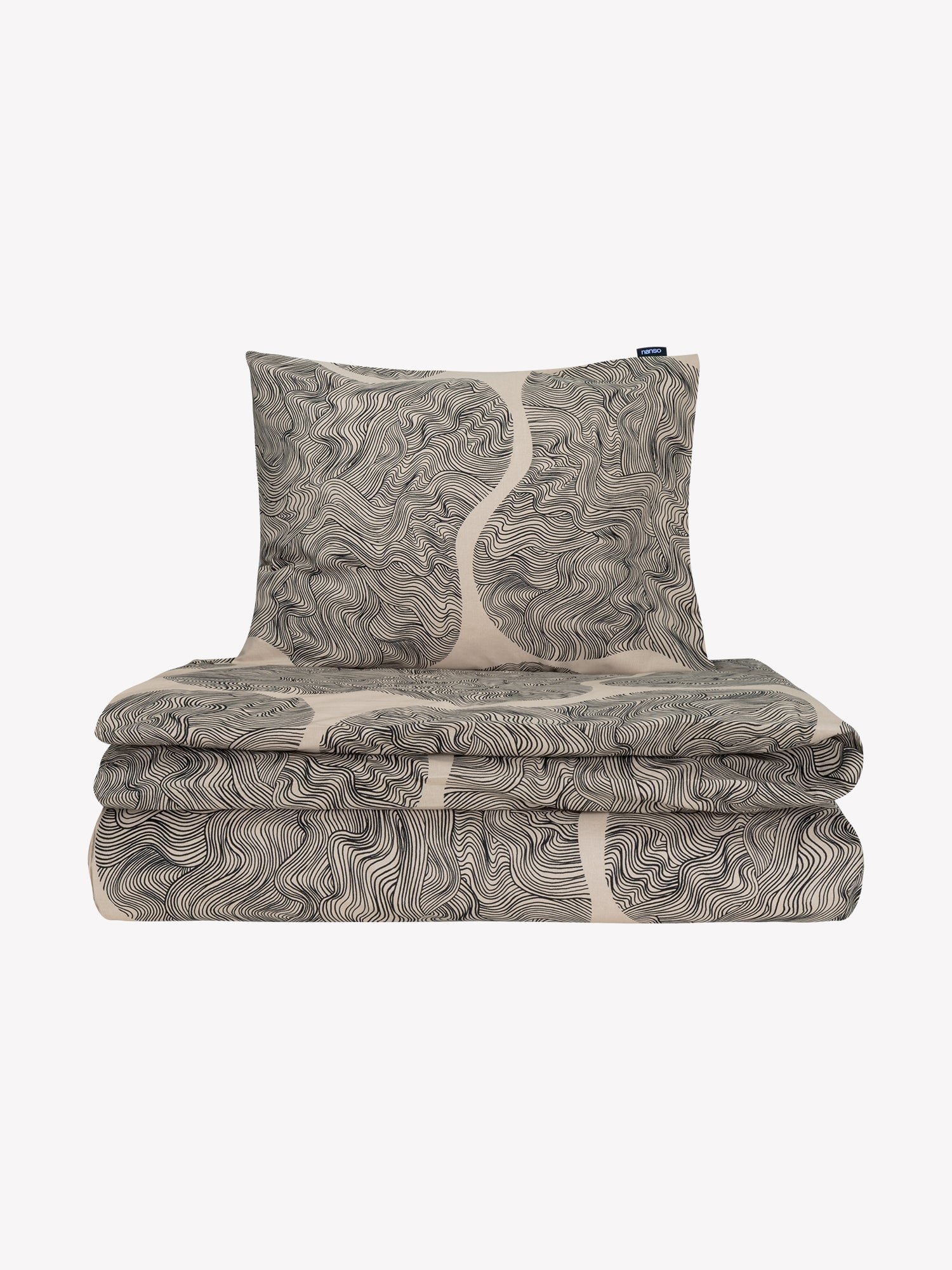 The Paasi Duvet Cover set in a product picture