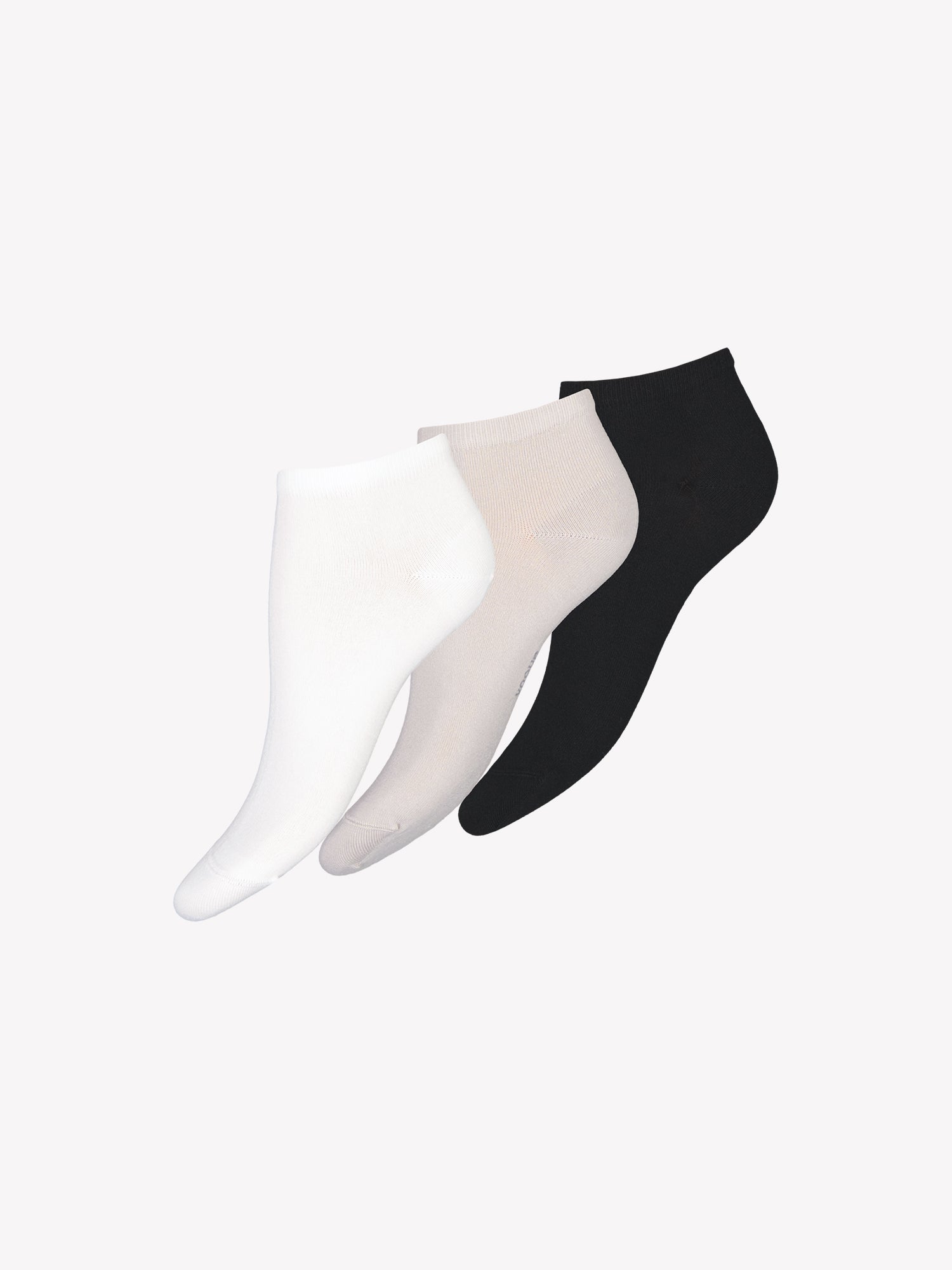 Vogue women's stylish and comfortable Bamboo Sneaker socks in cafe latte will upgrade your sneaker game. Product picture