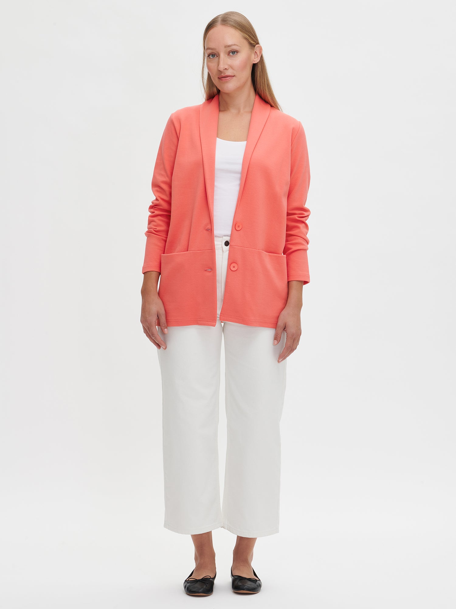 Nanso's classic women's Leija jacket in red, front