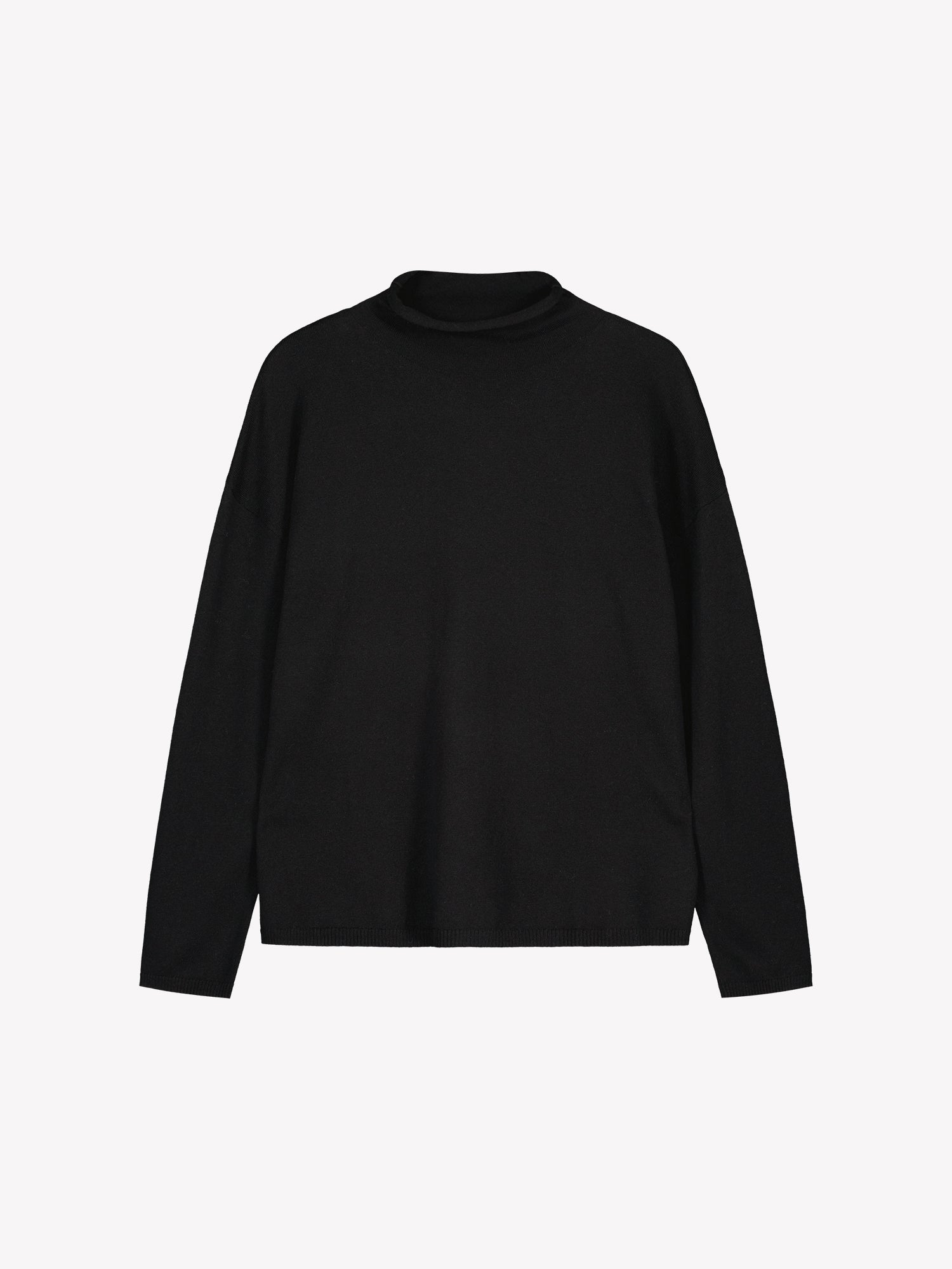 Women´s black Villis long-sleeved sweater. In product image.