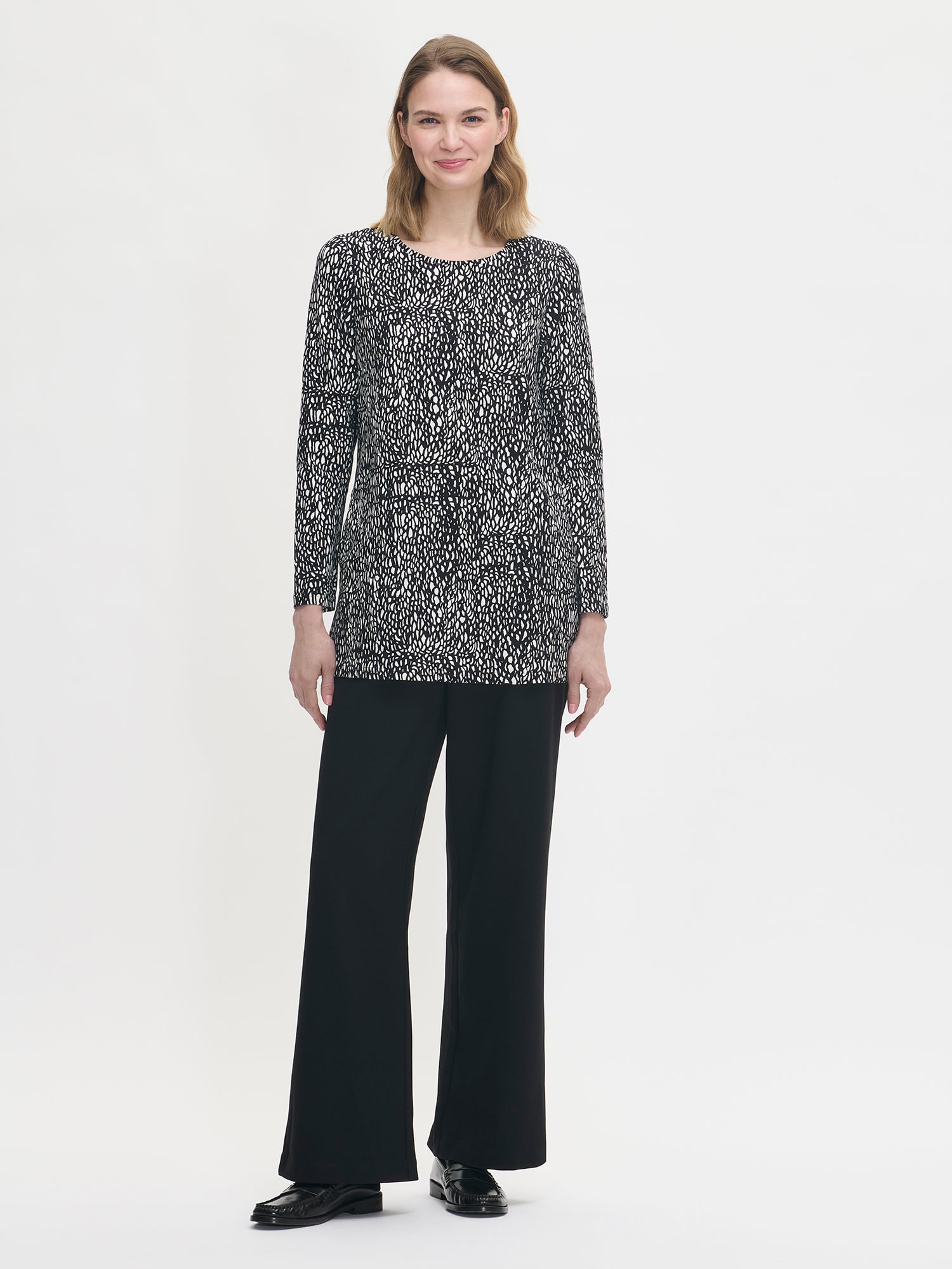 Nanso women’s patterned Raku tunic.