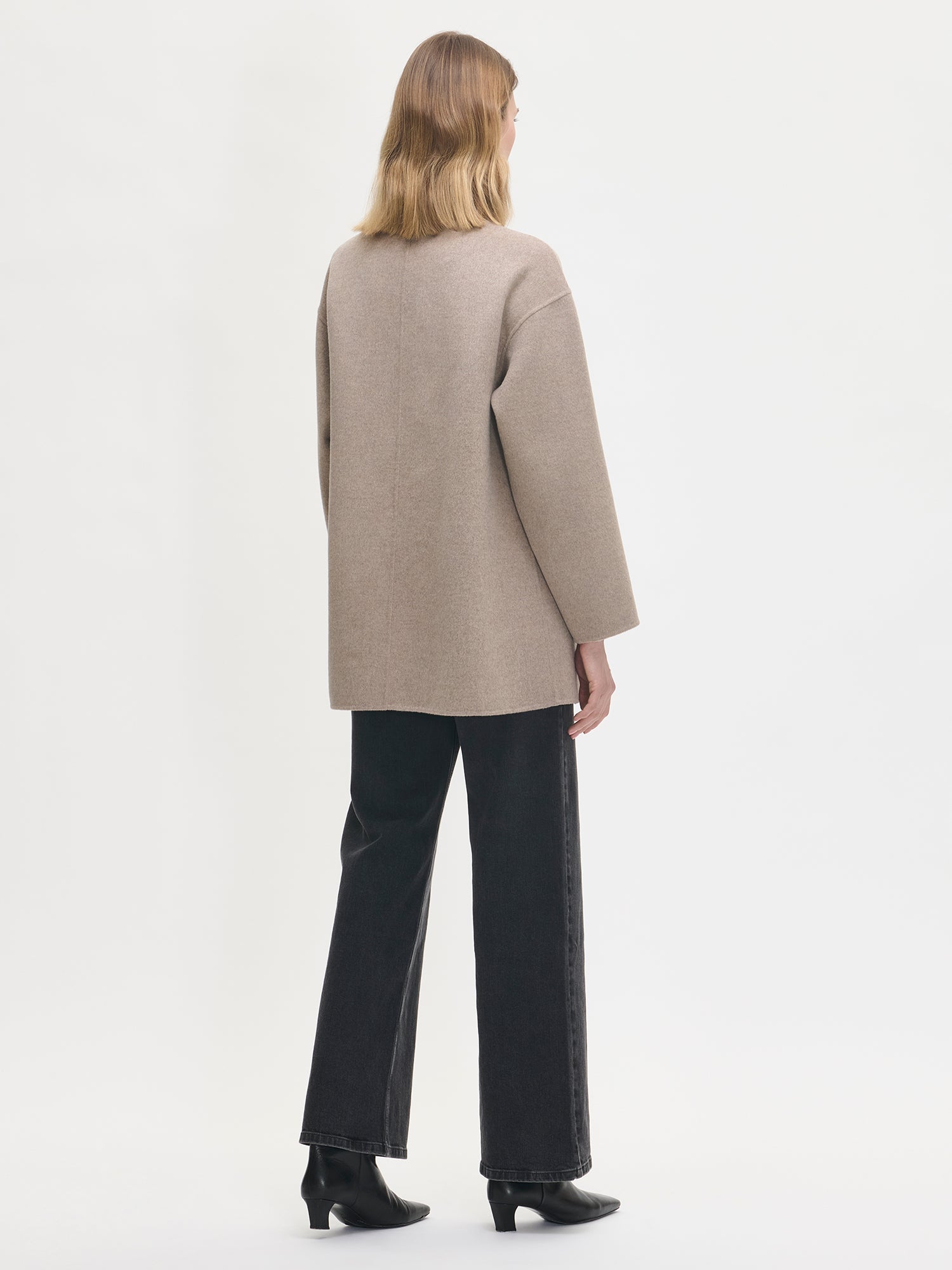 Nanso women's casual short beige Ella wool coat, back