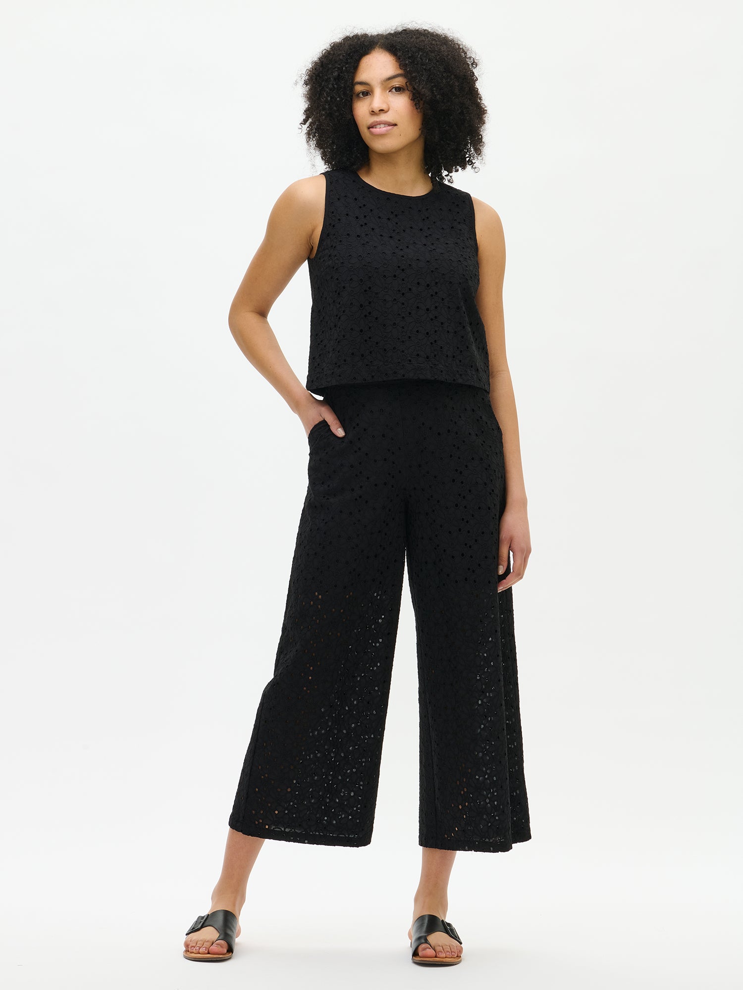 Nanso women's lovely NUPPU Blouse in black features delicate embroidery. Styled with Nuppu trousers