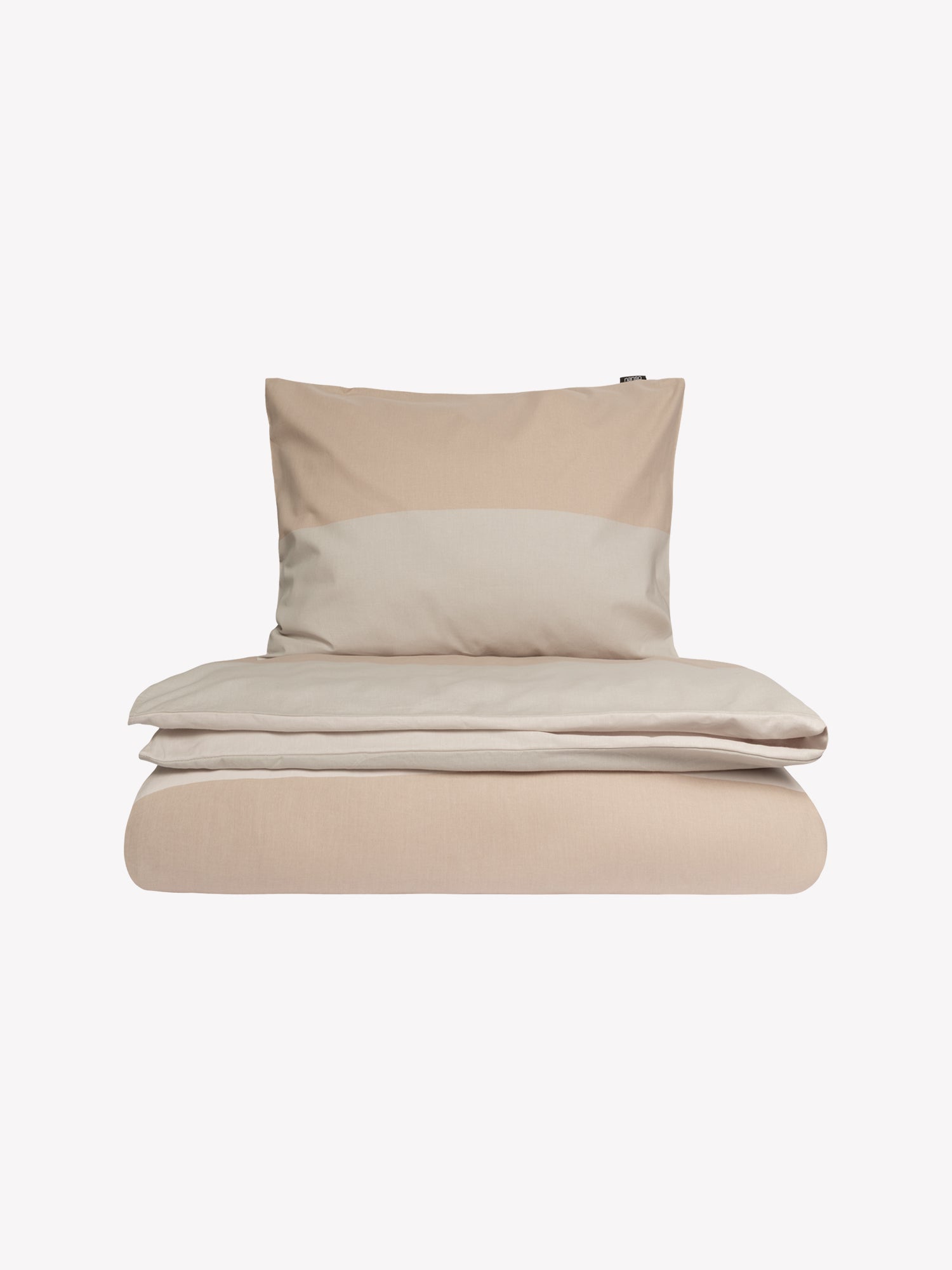 Nanso's beige Trio duvet cover set features a beautiful wide striped pattern