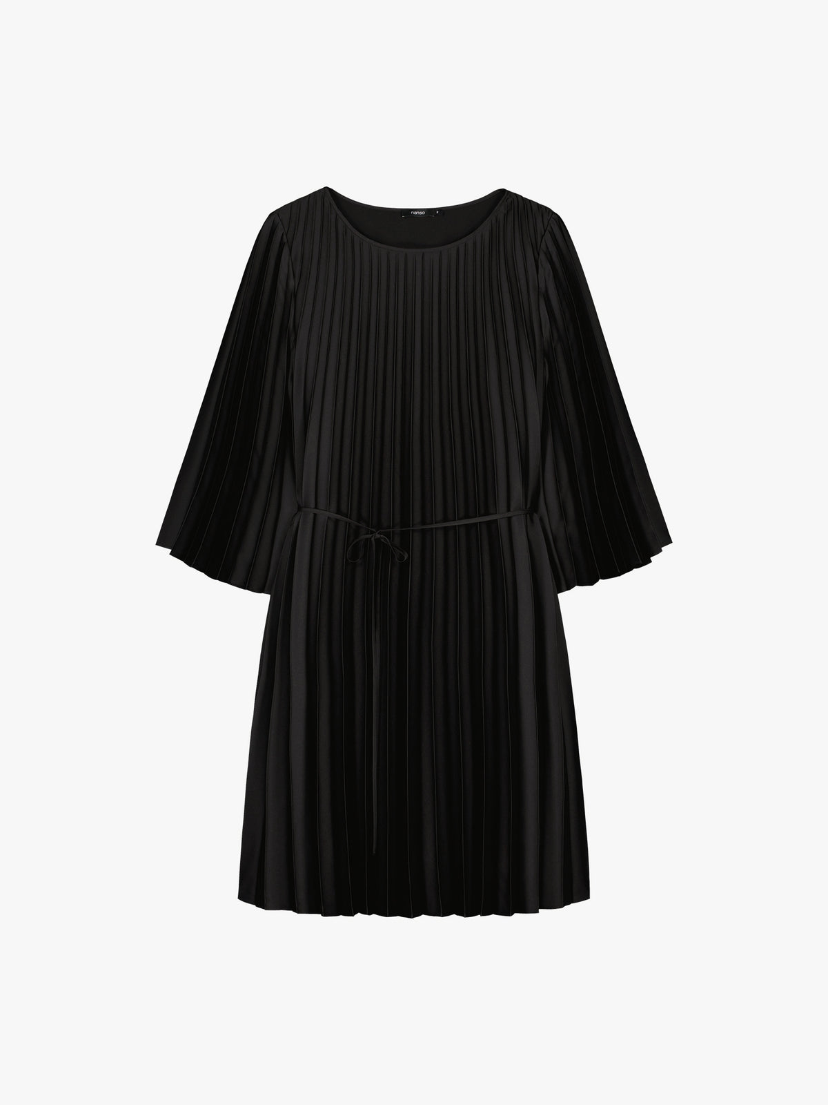 Nanso women's beautifully draping Taite dress in a classic black shade. This versatile pleated dress can be worn with or without the slim belt. This A-line dress features 3/4-length sleeves and a slim belt at the waist. Product picture