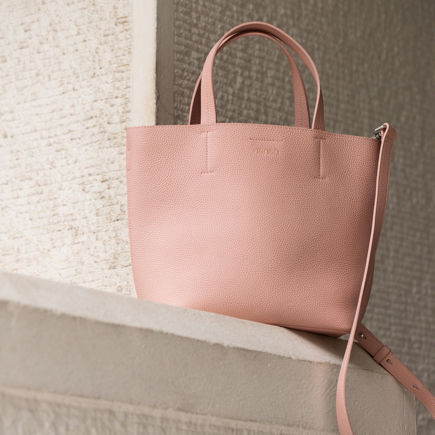 Nanso pink Naru tote bag