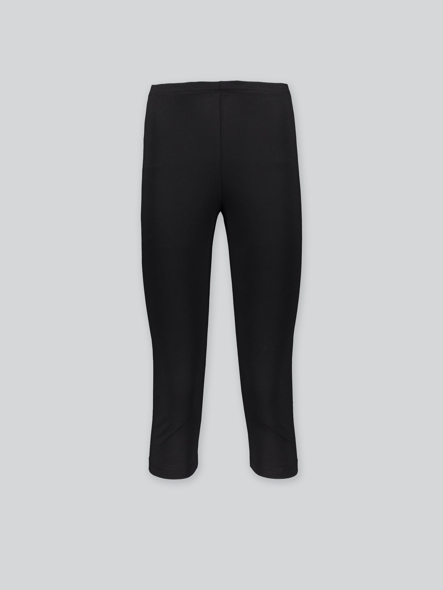 Nanso women's classic black Basic 3/4 leggings made from a premium soft cotton-elastane fabric, product image.