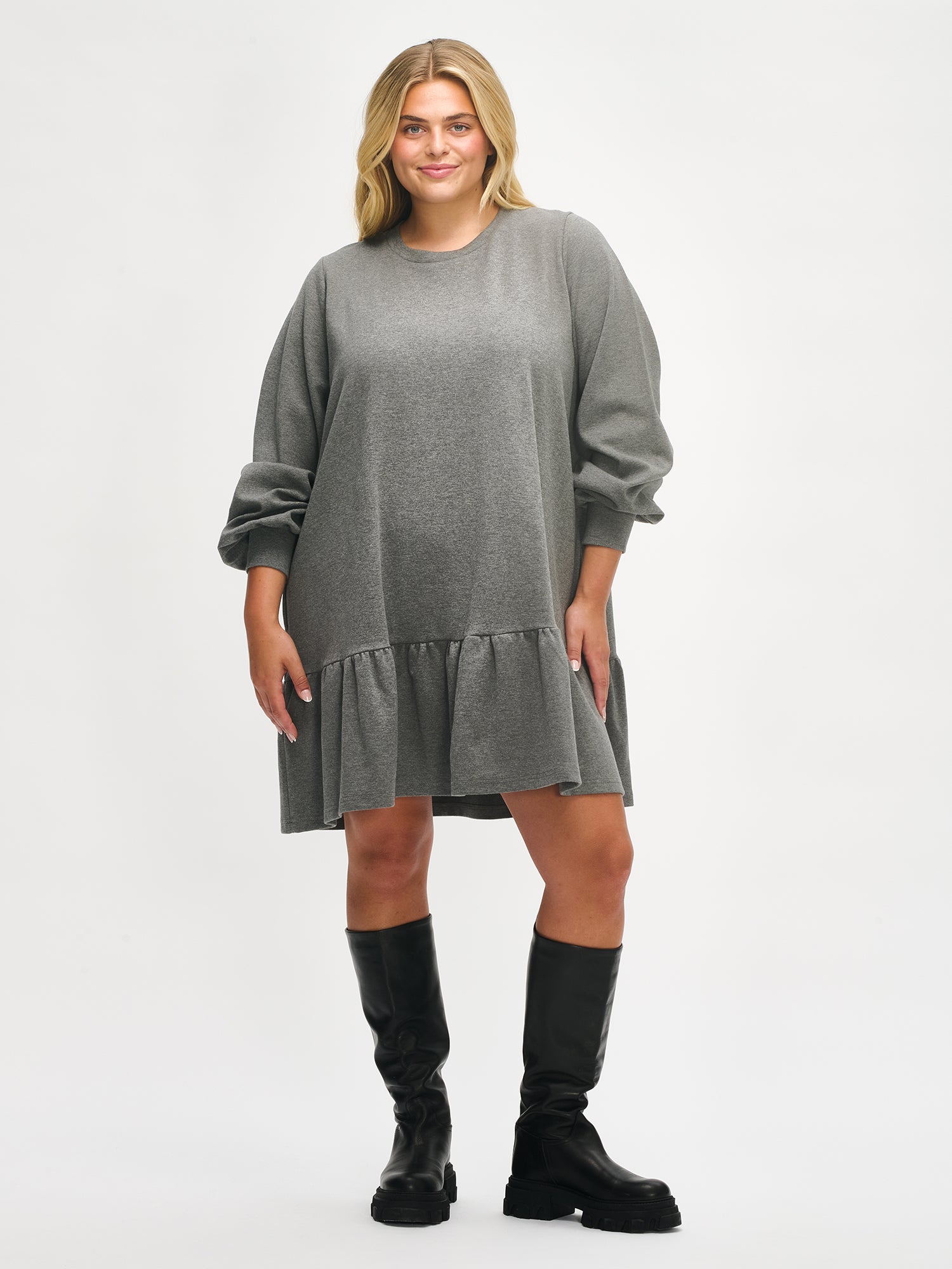 Nanso women's casual grey Leija dress, front