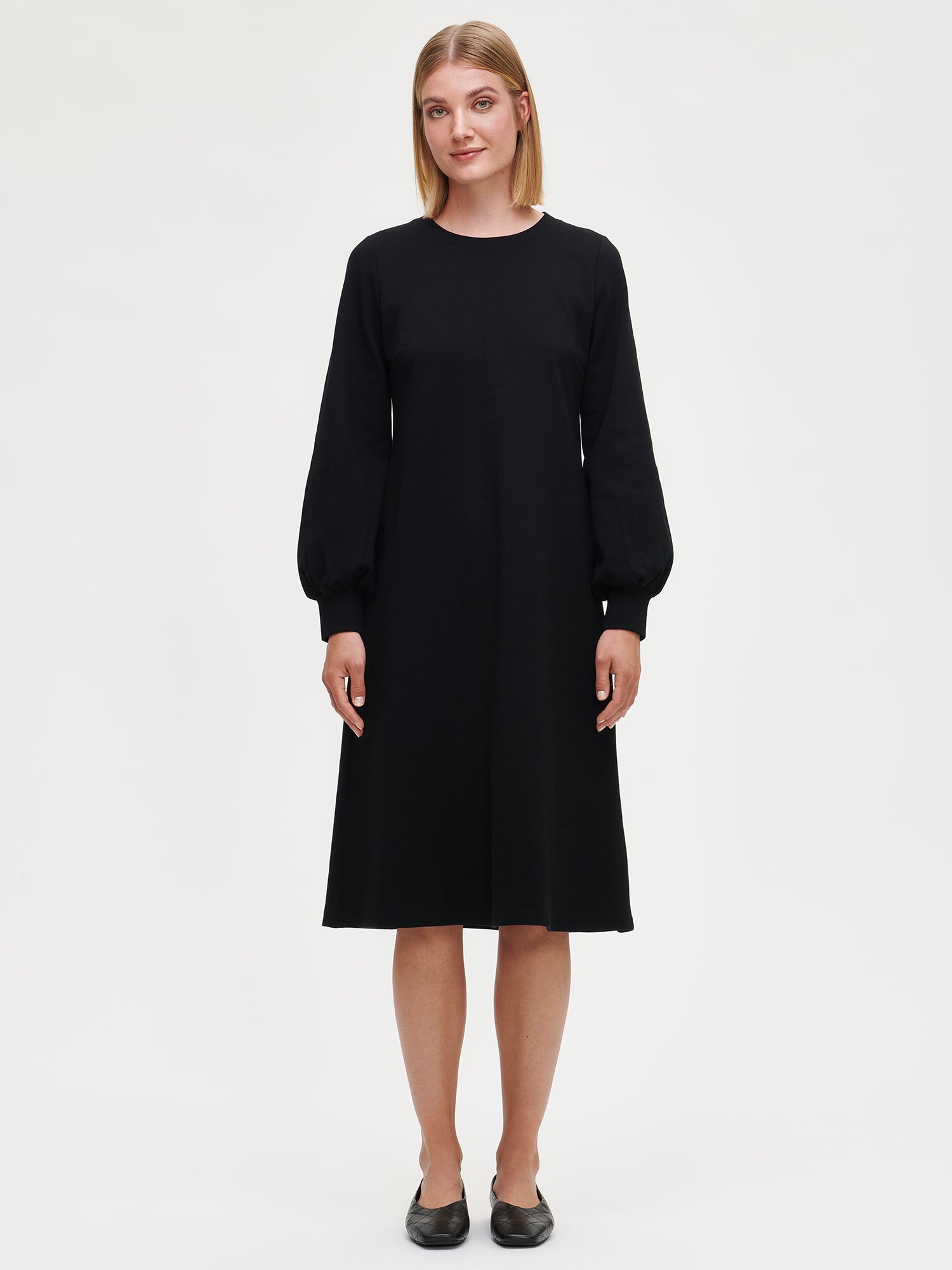 Nanso women's casual Leija dress in black, front