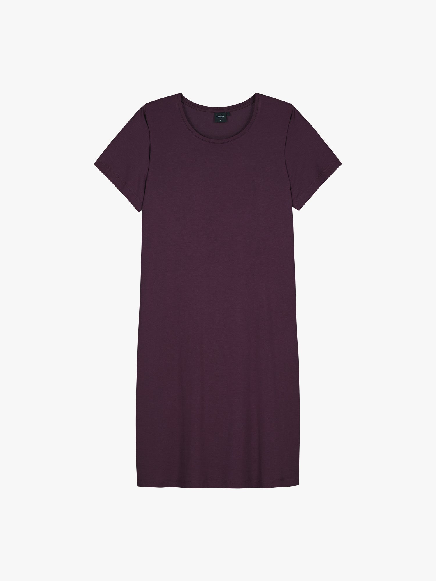 Nanso women's solid Hento nightgown with short sleeves and a round neckline in a product picture