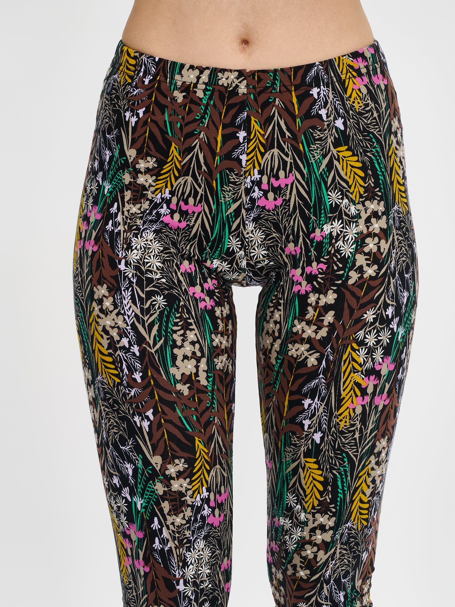 Nanso women's full length patterned multicoloured Kuutamo leggings with a comfortable elastic band at the waist