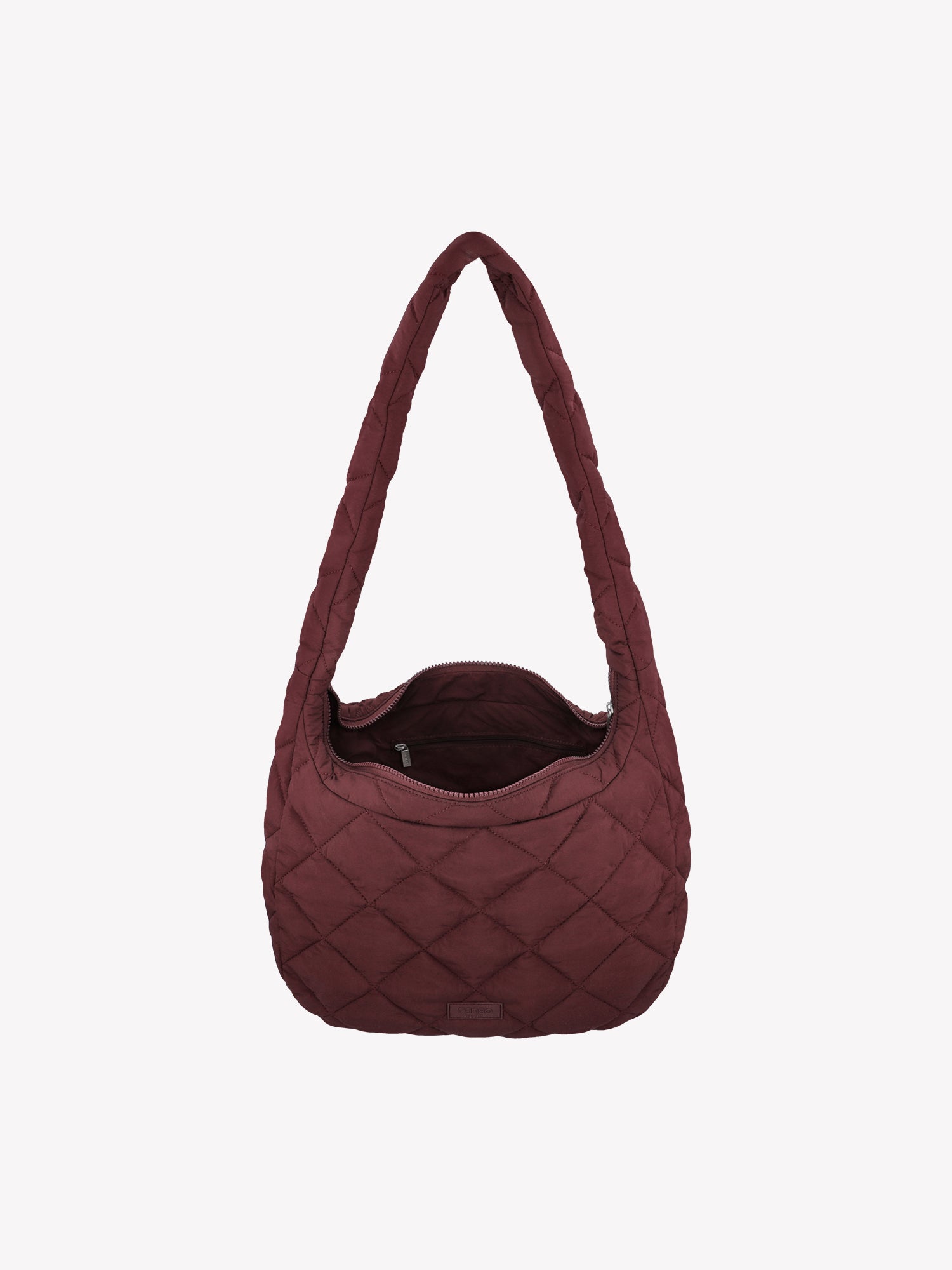 Nanso's winered Maxi Vanu bag features trendy quilted fabric in a spacious design, product picture.