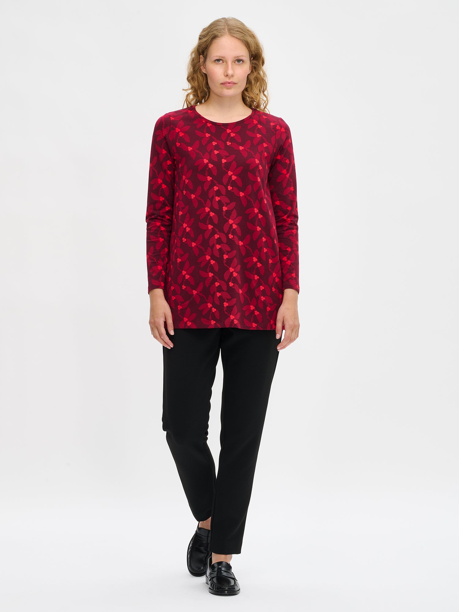 Nanso women’s Vieno tunic in soft cotton knit with red floral print, front