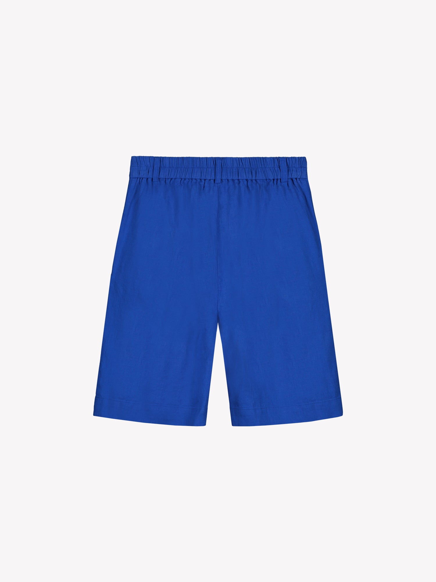 Nanso's classic blue Liine linen shorts for women in a product picture from the backside