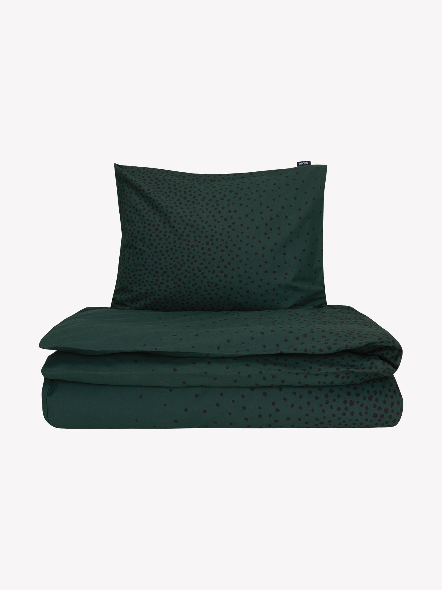 Täplä duvet cover set in dark green in a product picture