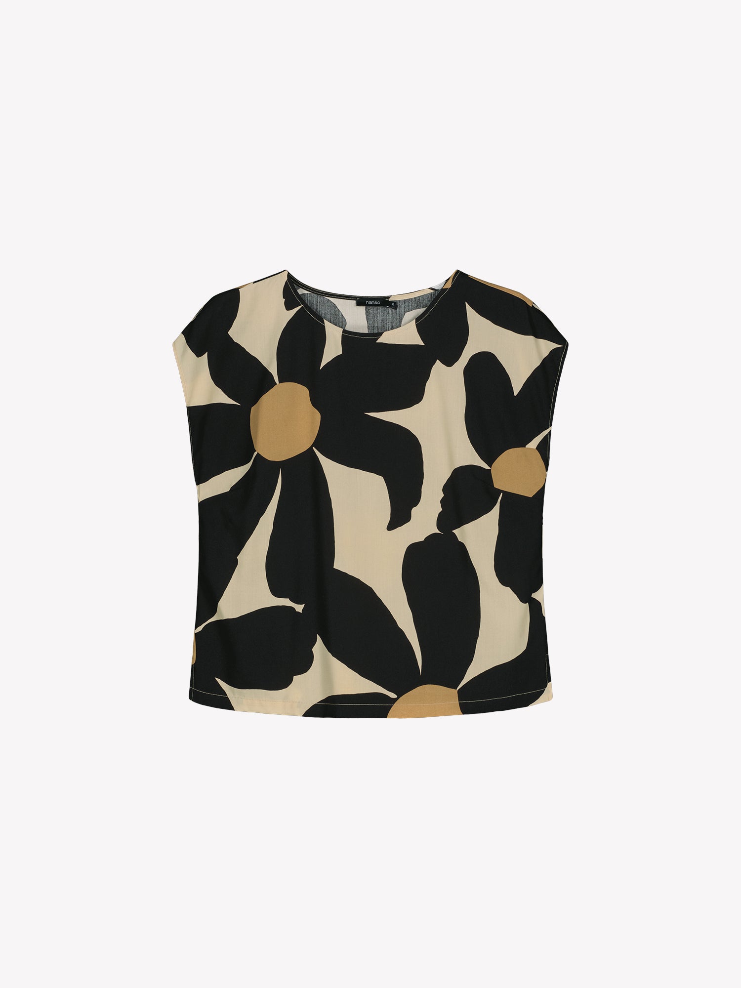 Nanso women's patterned floral ROSI Blouse in black and beige, in a product picture