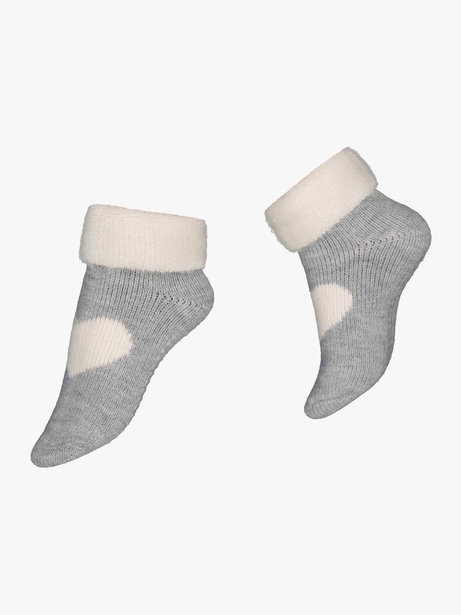 Vogue’s melange grey sneaker socks are made from a warm alpaca blend and feature an anti-slip print on the soles. Soft and fluffy on the inside, they have an off-white cuff and a heart design on top, as seen in the product image.