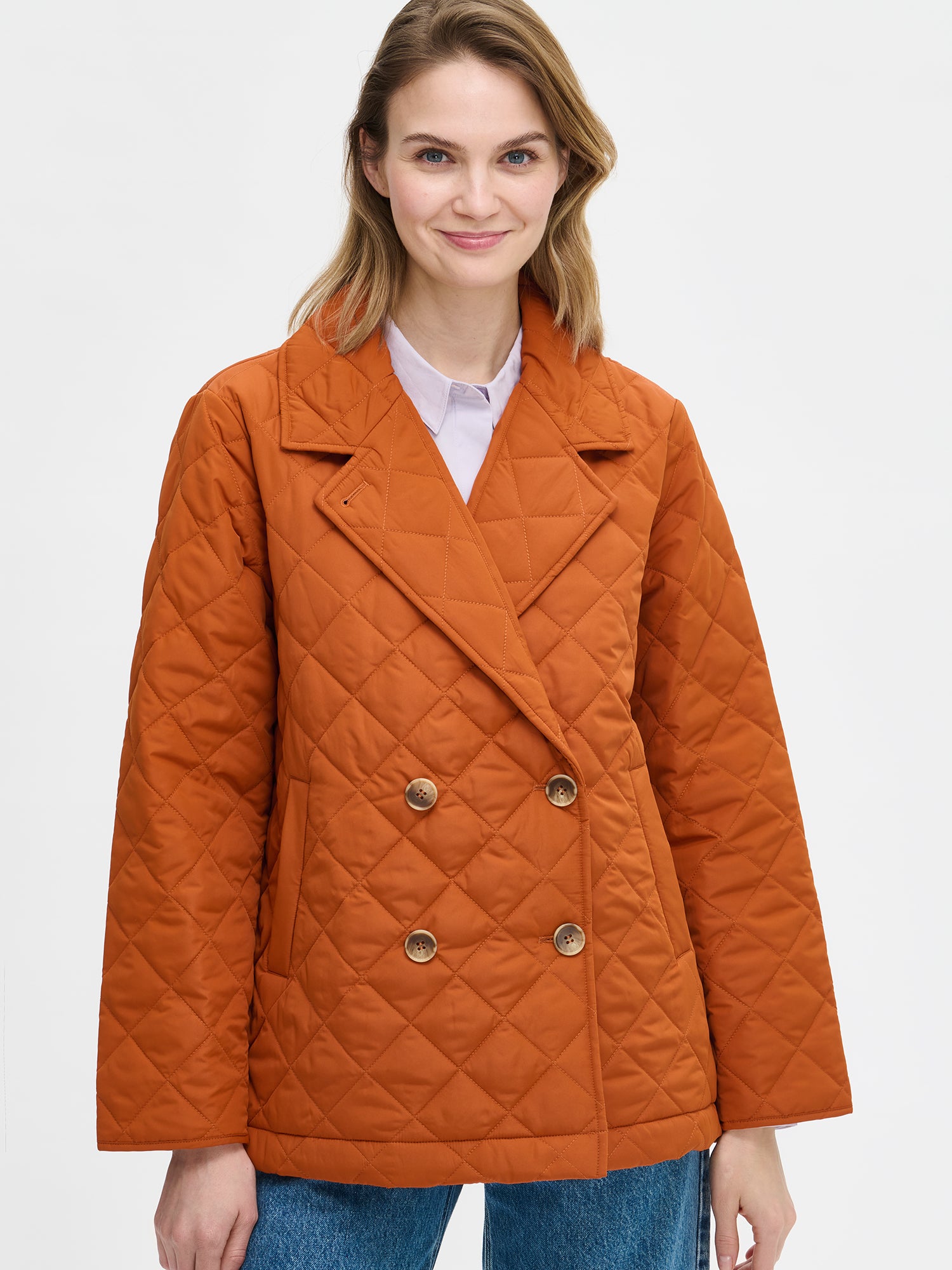 Nanso women's brown Kippari quilted jacket combines casual style with lightweight warmth, close-up