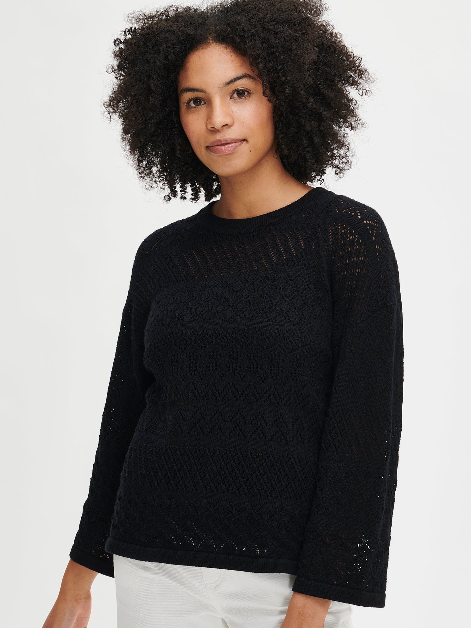 Nanso's Palermo knit sweater for women in classic black from the front