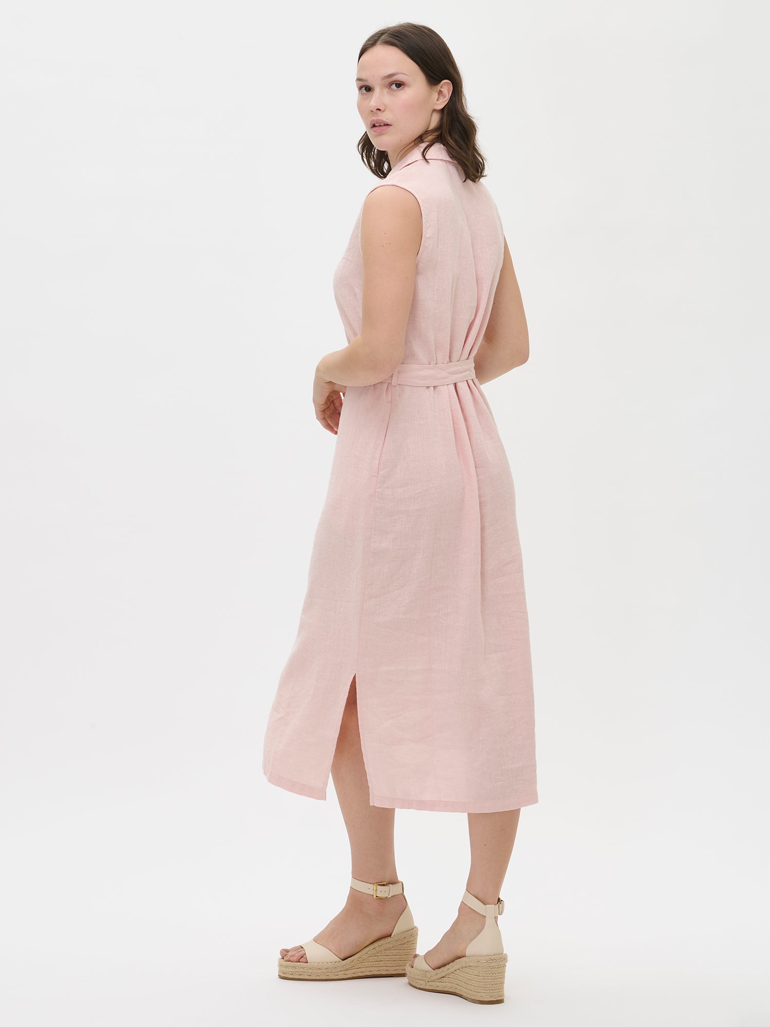 Nanso women's versatile sleeveless light pink Lin Linen Dress from the side