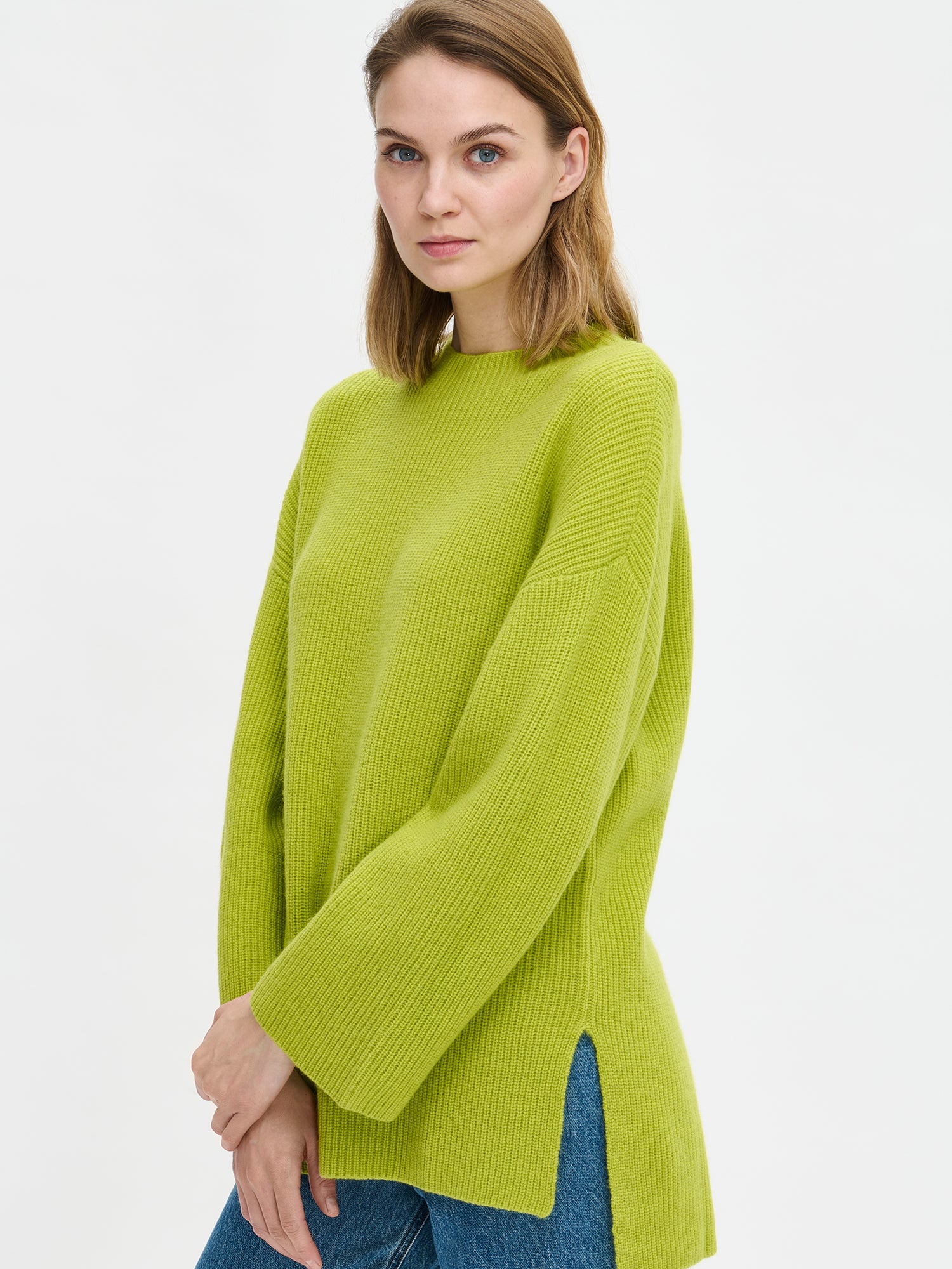 Nanso's relaxed green Pamela knit tunic side