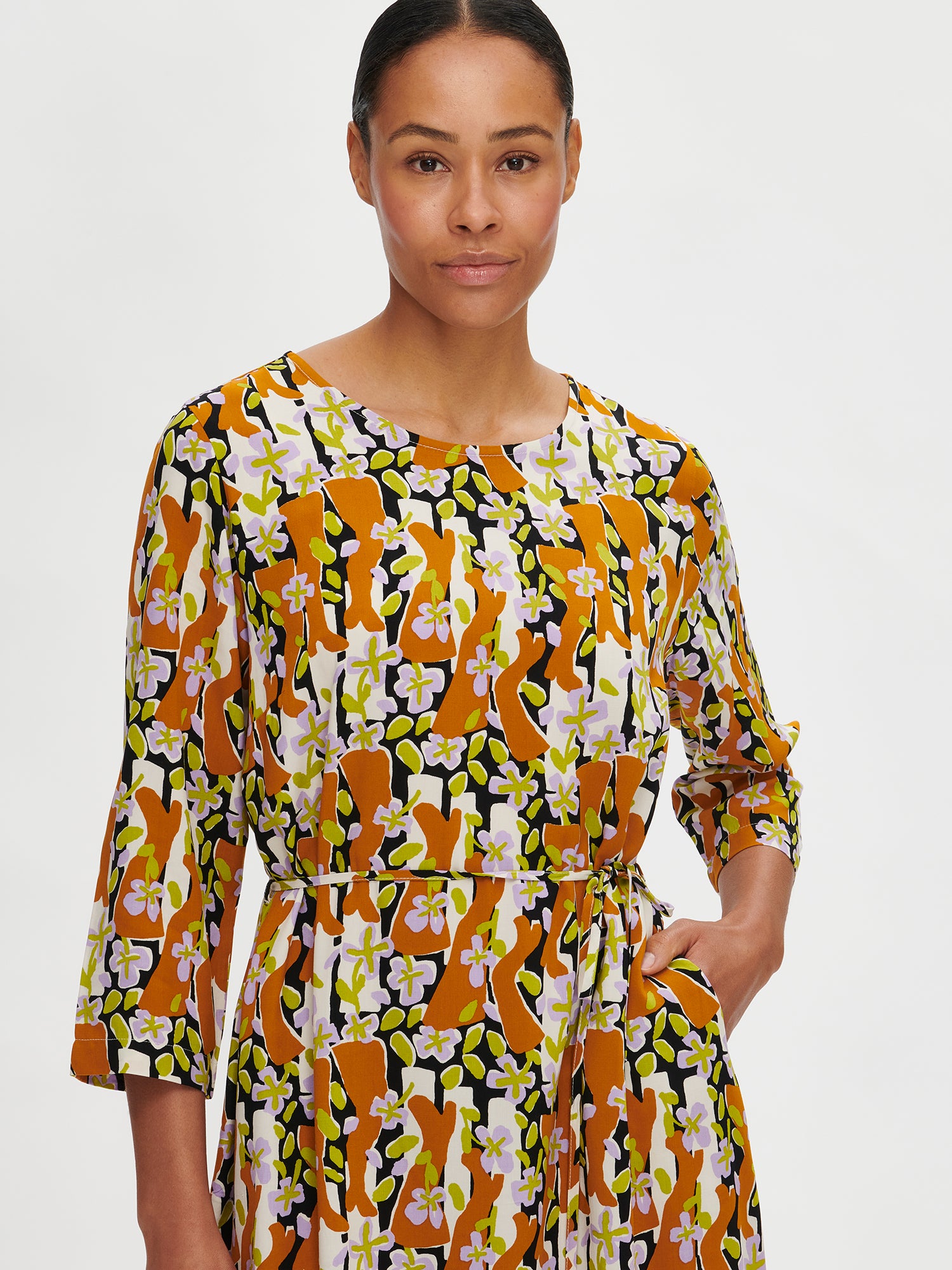Nanso women's multicolored Bootsit dress features an A-line silhouette with pockets