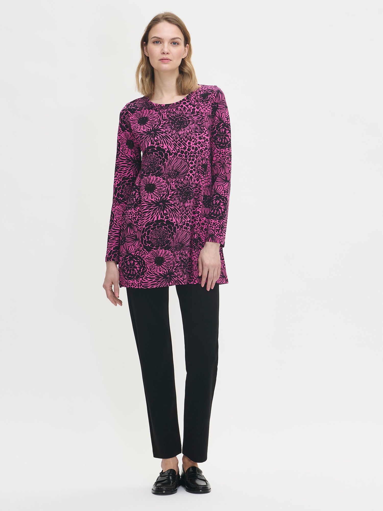 Nanso women's printed floral pink Huvi A-line tunic with a round neckline, on a model
