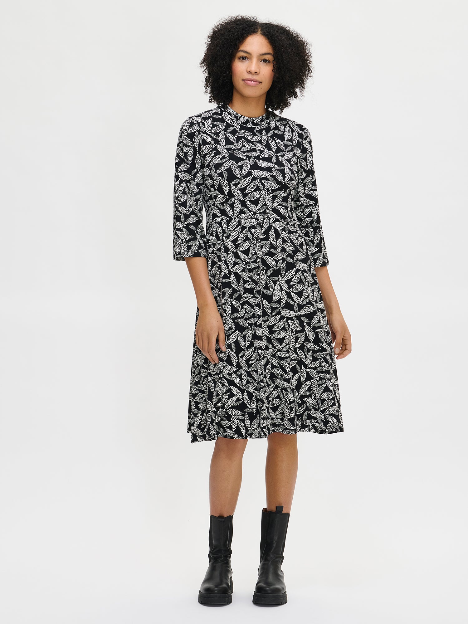 Nanso women's black-white Triine dress, front