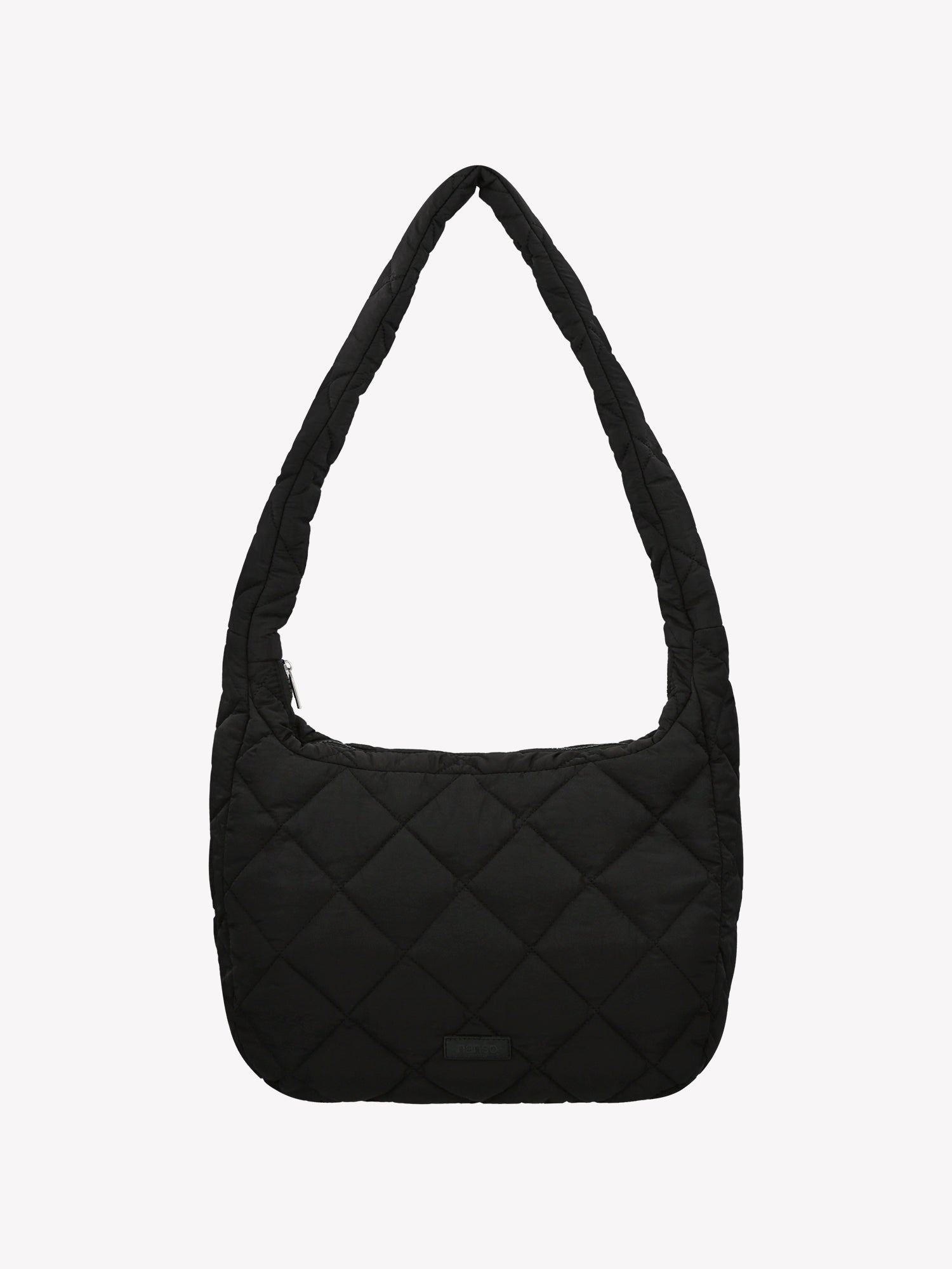 Nanso's dark brown Maxi Vanu bag features trendy quilted fabric in a spacious design with a thin padding, front