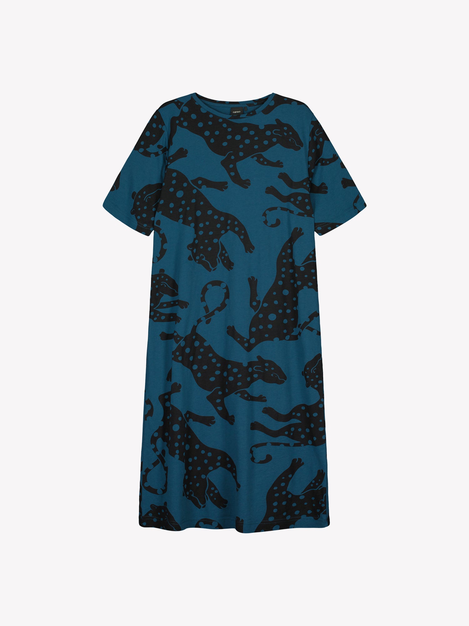 Nanso women’s blue Leonora nightgown, shown as product image without model. Features straight silhouette and expressive all-over print.