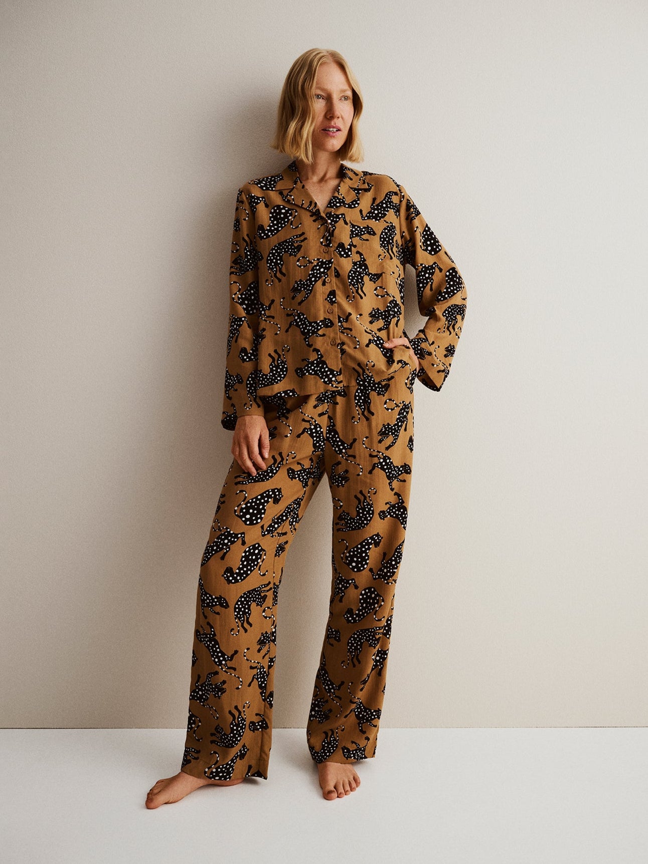 Nanso women’s patterned Pieni Leonora trousers and matching blouse, worn by a model